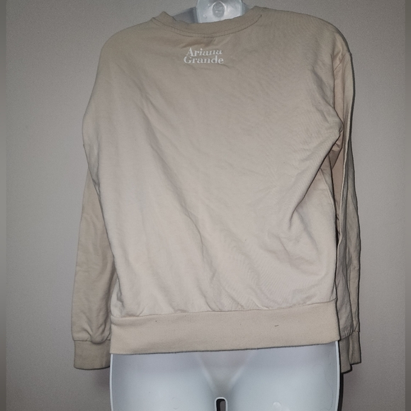 Ariana Grande Divided Cream Crewneck S - Picture 5 of 10